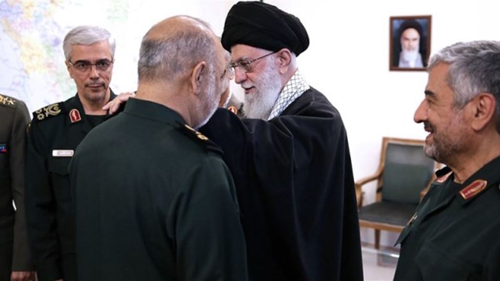 Khamenei is awarded the rank of Major General to the new commander of the Revolutionary Guards NB-267402-636915996511808430