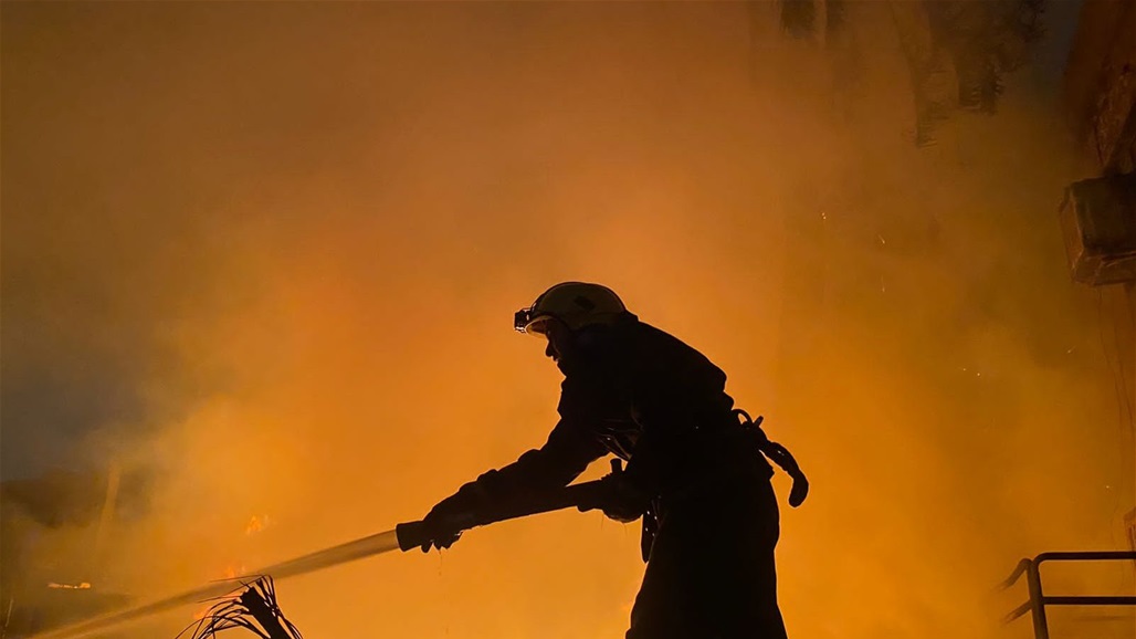 اندلاع حريق داخل مخزن للأدوات الاحتياطية في بغداد