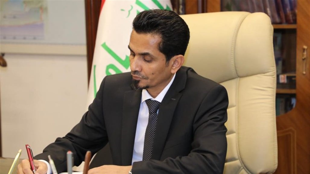 وزير النقل يوجه بنقل جثمان الشاعر كريم العراقي الى بغداد