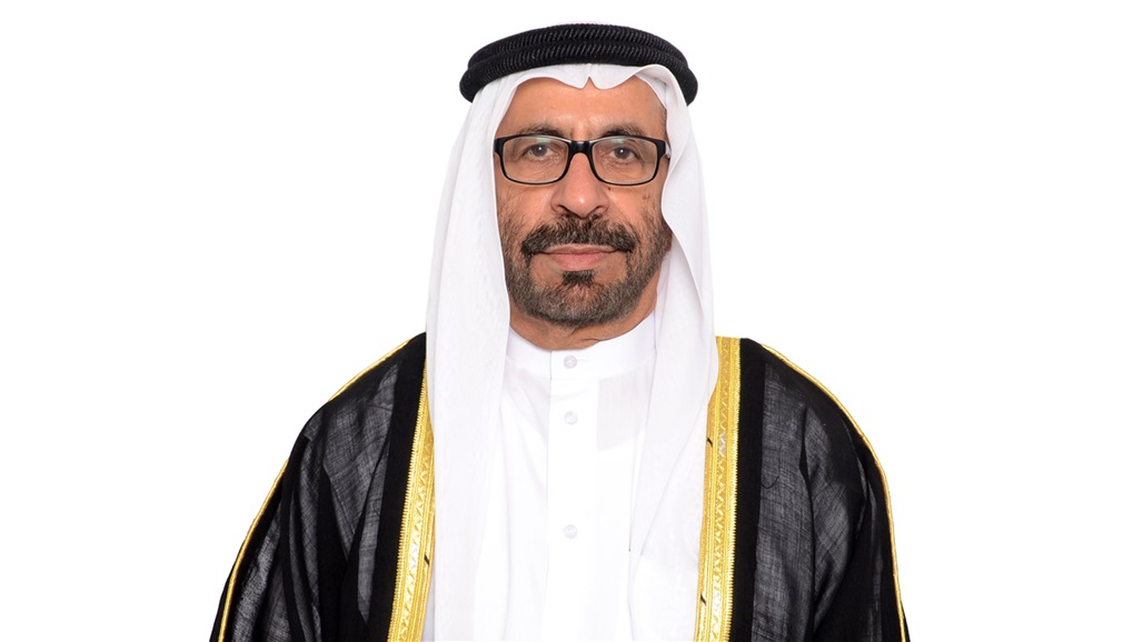 وزير الدولة الإماراتي يصل بغداد