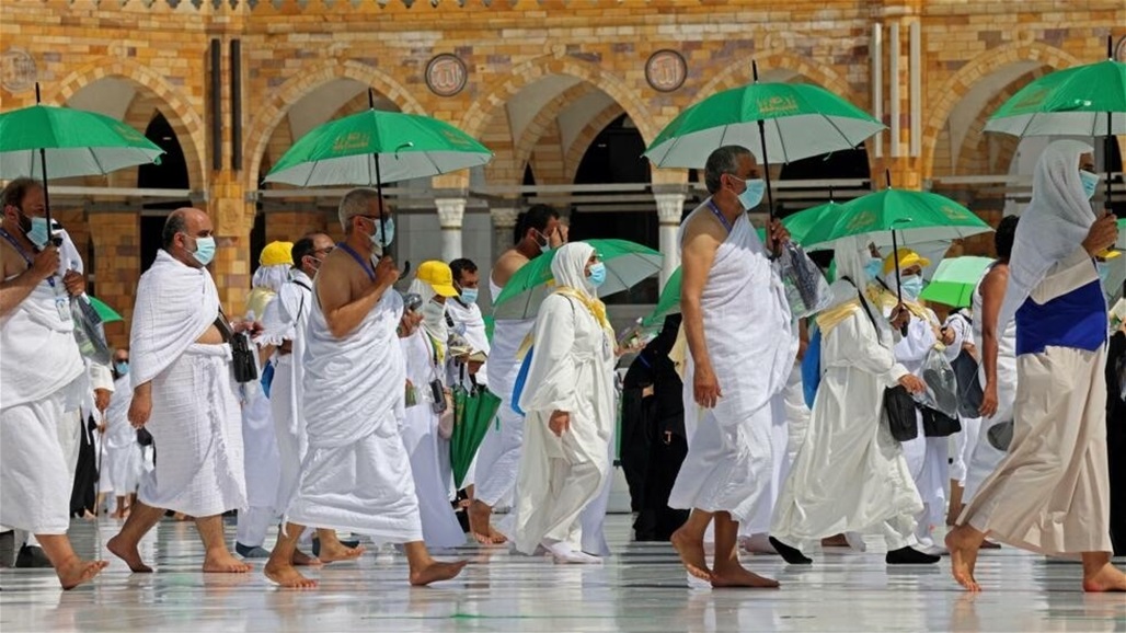 في أول أيام عيد الأضحى.. الحجاج يؤدون آخر مناسك الحج (فيديو)