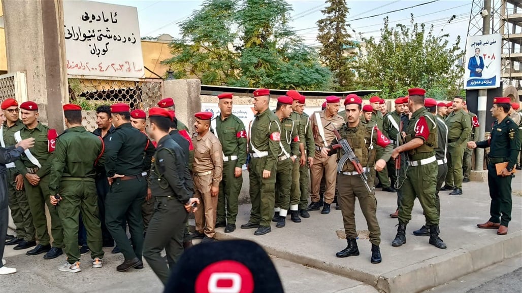 بالصور.. مراكز الاقتراع تفتح ابوابها لبدء التصويت الخاص لانتخابات برلمان كردستان 