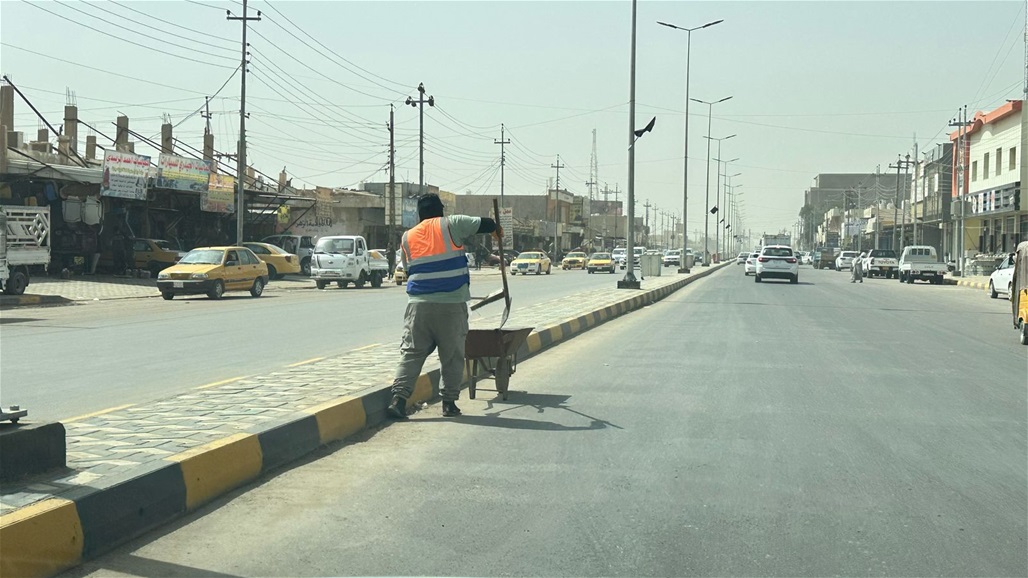خارج نطاق العطلة رغم كونهم &quot;حكوميين&quot;.. عمال البلدية يمارسون عيدهم بالعمل (صور)