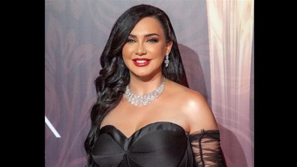 نقيب الفنانين السوريين يضع شرطًا لإعادة سلاف فواخرجي الى النقابة