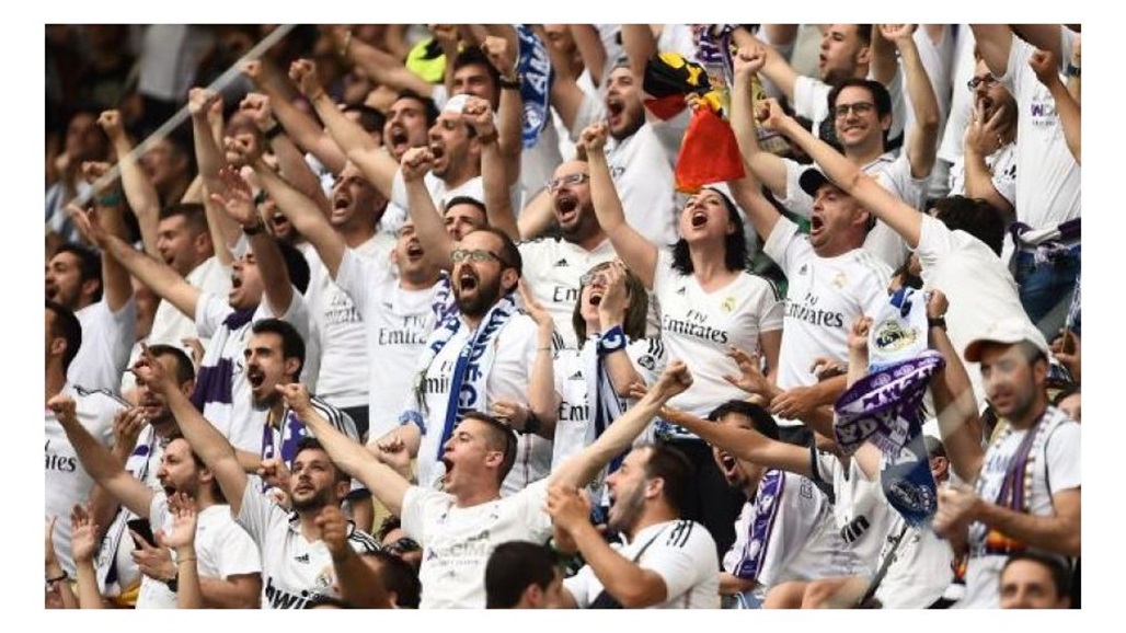 جماهير مدريد الغاضبة ترفع &quot;لافتة مهينة&quot; بوجه أنشيلوتي ونجوم الفريق