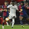 "كلاسيكو الأحد".. ريال مدريد أمام فرصة أخيرة لإنقاذ موسمه