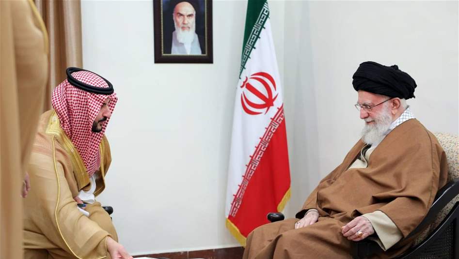 وزير الدفاع السعودي يسلم السيد الخامنئي رسالة من &quot;الملك&quot;