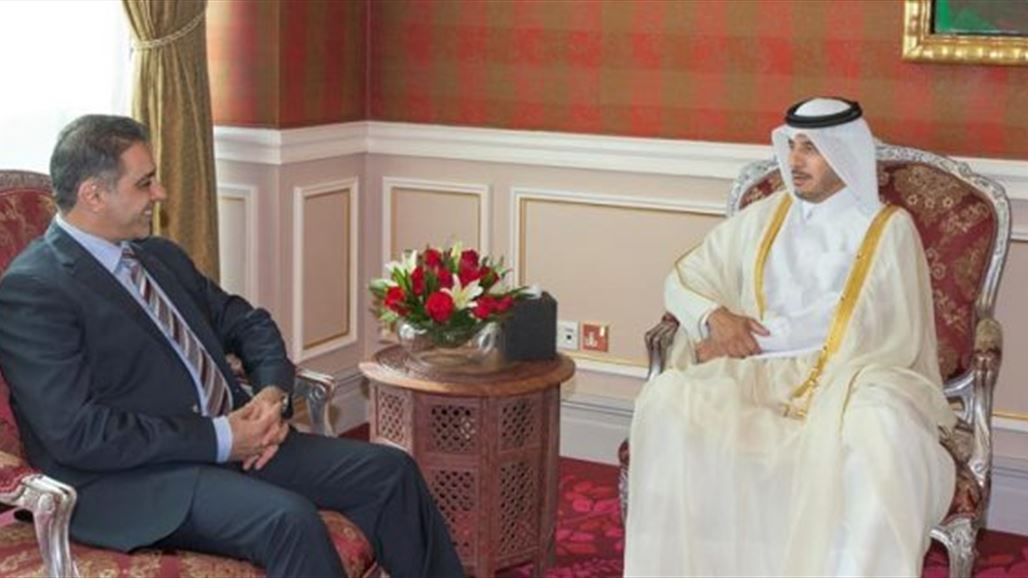 وزير الداخلية يلتقي رئيس الوزراء القطري في الدوحة