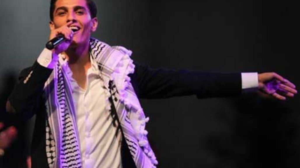 محمد عساف يجري التمارين في دار الأوبرا المصرية