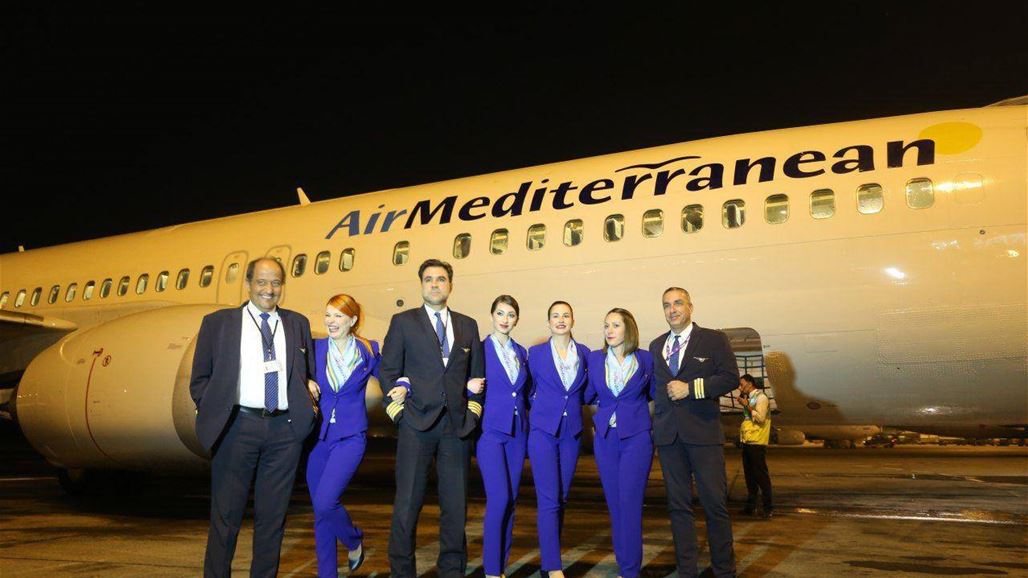 وزير النقل يعلن هبوط اول طائرة يونانية بمطار بغداد بعد انقطاع لفترة طويلة